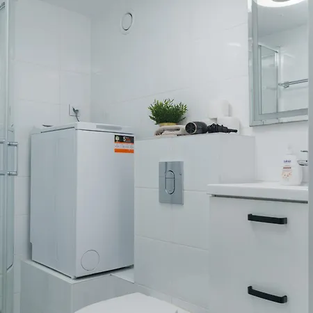 Apartament New On Batorego, Metro, Centre , Wi-fi - By Hik Warszawa
