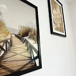 New On Batorego, Metro, Centre , Wi-fi - By Hik Apartament