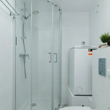 New On Batorego, Metro, Centre , Wi-fi - By Hik