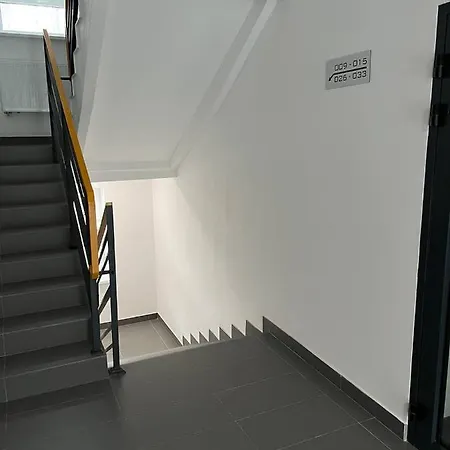 New On Batorego, Metro, Centre , Wi-fi - By Hik *