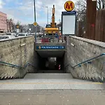شقة New On Batorego, Metro, Centre , Wi-fi - By Hik وارسو