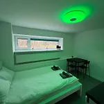 New On Batorego, Metro, Centre , Wi-fi - By Hik Varsavia