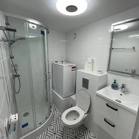Апартаменты New On Batorego, Metro, Centre , Wi-fi - By Hik Варшава